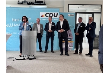 Vorschaubild Video: CDU Wirtschaftsgespräch bei Akro-Plastic in Niederzissen