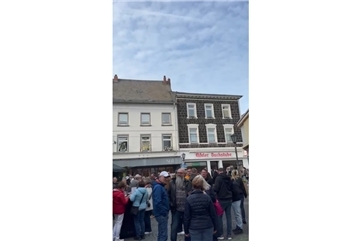 Vorschaubild Video: Volle Straßen beim First Friday in Andernach April 2026