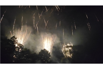 Vorschaubild Video: Feuerwerk in Waldbreitbach