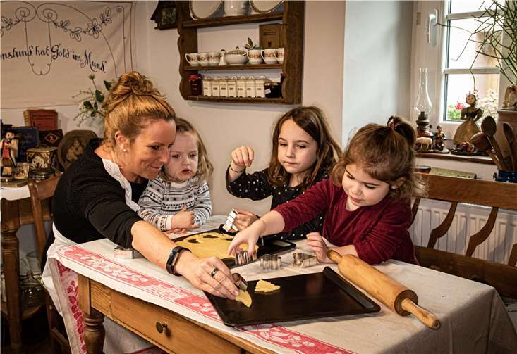 Plätzchenbacken in Christinas Stube.
