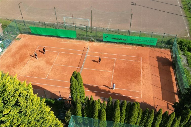 Platz 1 der Tennisanlage