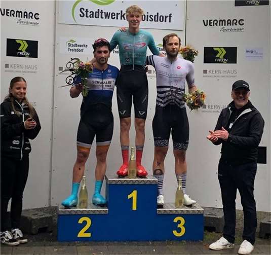 Platz 3 für Frederik Kremer in Troisdorf.