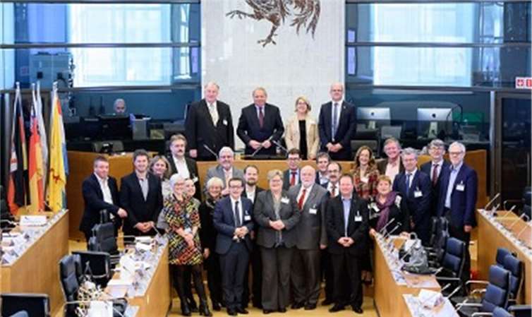 Plenarsitzung des Interregionalen Parlamentarierrates in Namur