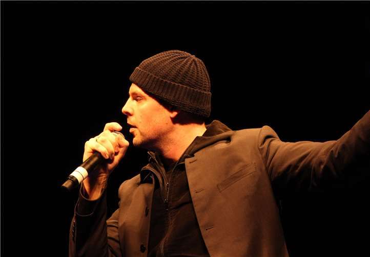 Poetry Slammer Bas Böttcher. Foto: Felix Warmuth