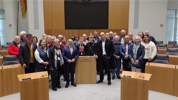 Politik hautnah: Vereine treffen Ministerin Schall im Mainzer Landtag. Fotos: Büro Stephan Wefelscheid