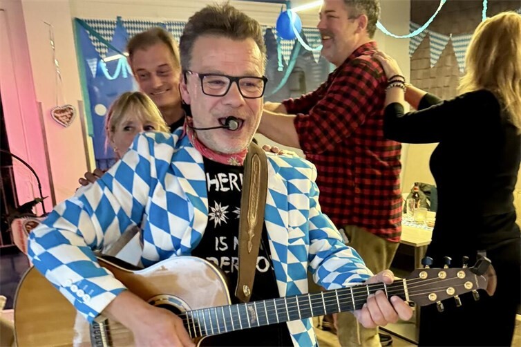 Polonaise durch Wohnzimmer und Flur