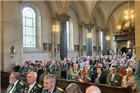Pontifikalamt mit Investiturfeier in der Dreifaltigkeitskirche Weißenthurm