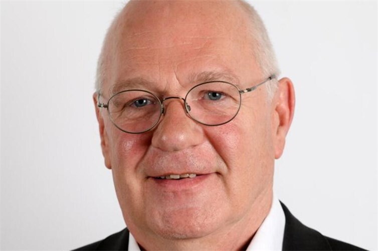 Porträt von Prof. Dr. Stefan Sell