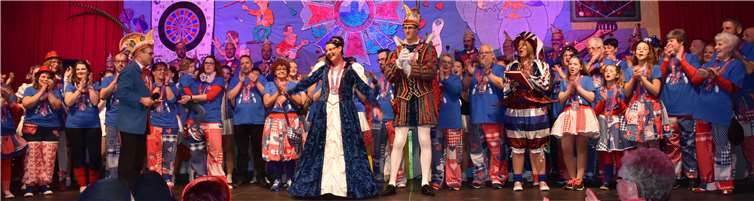 Präsident Lutz Rams freute sich über das neue Prinzenpaar und die vielen Begleiter.