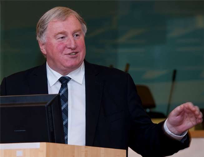 Präsidenten des Parlaments der Deutschsprachigen Gemeinschaft Belgiens Karl-Heinz Lambertz.Horst Wagner