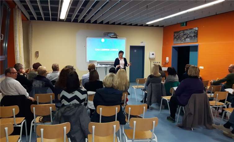 Praktische Lerntipps erhielten Eltern und das Kollegium der Realschule plus Puderbach innerhalb der kostenlosen Vortragsreihe „Das Lernen lernen“, die deutschlandweit stattfindet und vom gemeinnützigen LVB Lernen e.V. (www.lvb-lernen.de) angeboten wird.privat