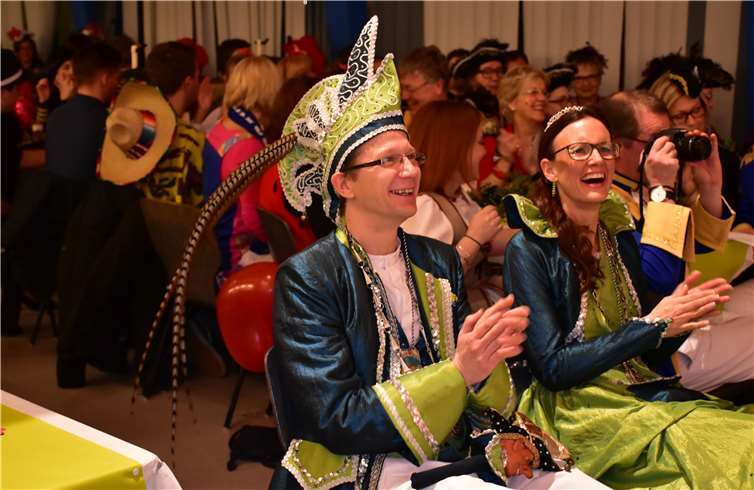 Prinz Carsten und Prinzessin Steffiregieren jetzt die Waldbreitbacher Narren.