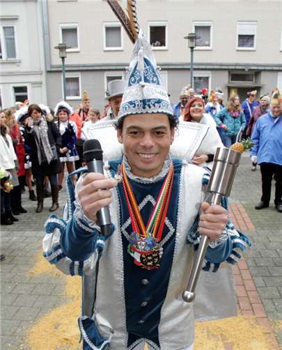 Prinz Freddy I. von „Hotel und Beach“ freut sich auf die kommende Session.