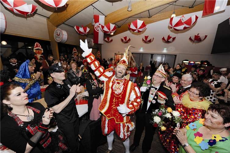 Prinz Helmut Beu und Adjutant Sigi Bels. FIX