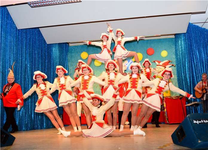 Prinzengarde Wehr, ein „Aushängeschild der KG“, brachten die Halle zum Toben. privat