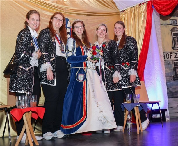 Prinzessin Johanna I. und ihr Gefolge.