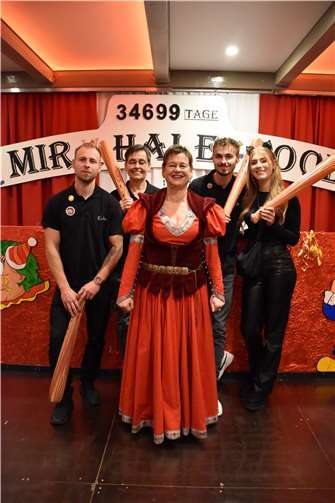 Prinzessin Marika I. mit Hofstaat (v.l.n.r.: Robin, Annette, John und Marie)