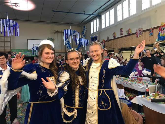 Prinzessin Mylène I. (Declair), Bäuerin Celina I. (Berke) und Jungfrau Lillith I. (Kalff).Foto: privat