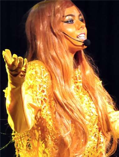 Prinzessin Paschira, vom Planeten Arkor sorgte für Gerechtigkeit bei der Wahl zur Sternenprinzessin.