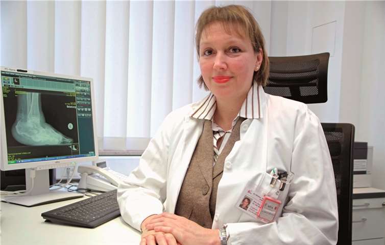 Priv. Doz. Dr. Ute Waldecker, Chefärztin der Abteilung für Fußchirurgie und Chirurgie des diabetischen Fußes am St. Nikolaus-Stiftshospital.privat