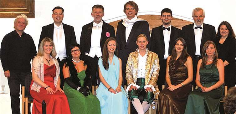 „ProMusica“ Koblenz präsentiert beliebte Melodien aus bekannten Operetten.privat