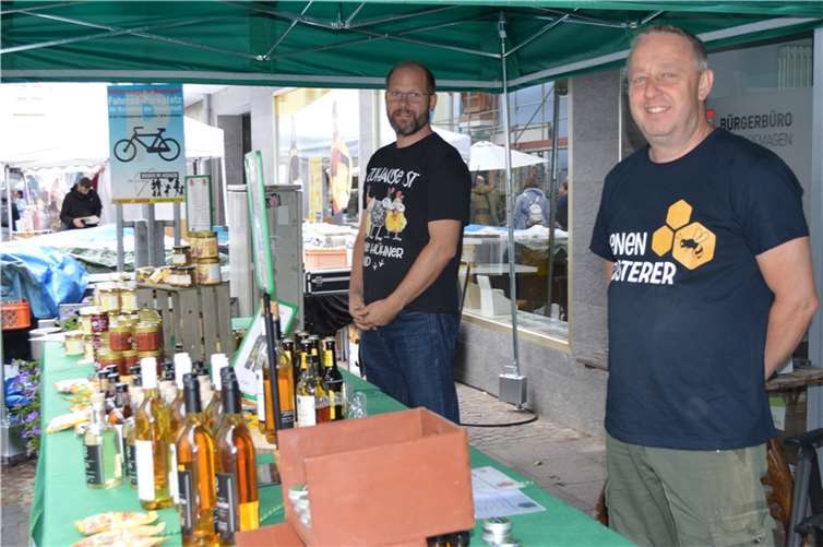 Produkte von Bienen standen ebenso zum Verkauf.