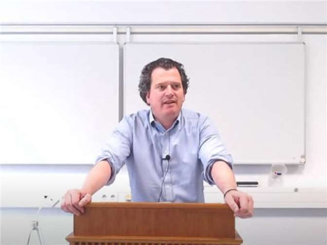 Prof. Dr. Franziskus von Heereman wird die diesjährige Vortragsreihe im Schlösschen der Barmherzigen Brüder Saffig eröffnen.Foto: Barmherzige Brüder Saffig