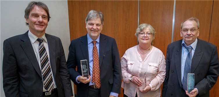 Prof. Dr. Wilma Funke aus Freirachdorf erhielt mit drei weiteren Kollegen den Diotima-Ehrenpreis. BPtK