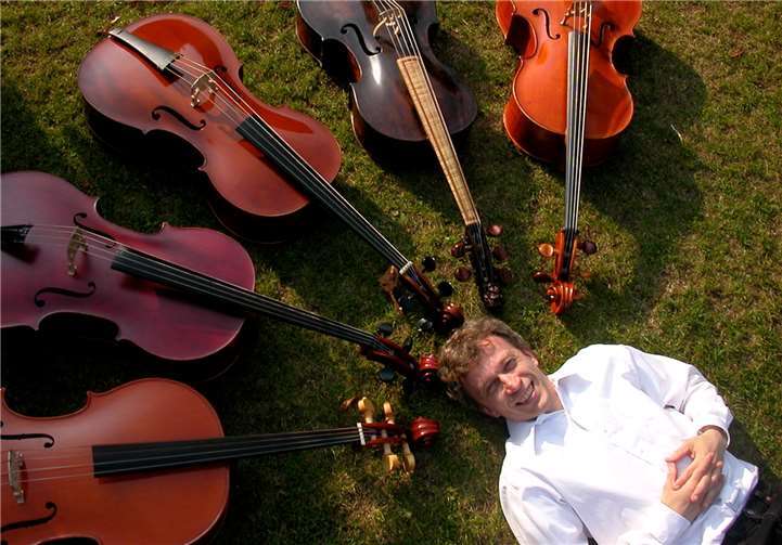 Prof. Olaf Reimers spielt Werke aus fünf Jahrhunderten. Foto: privat
