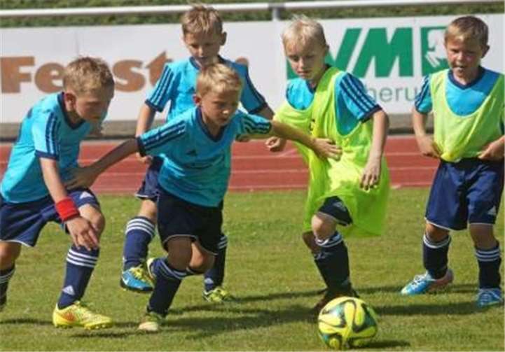 Professionelles Fußballtraining mit viel Spaß und jeder Menge Begeisterung.Privat