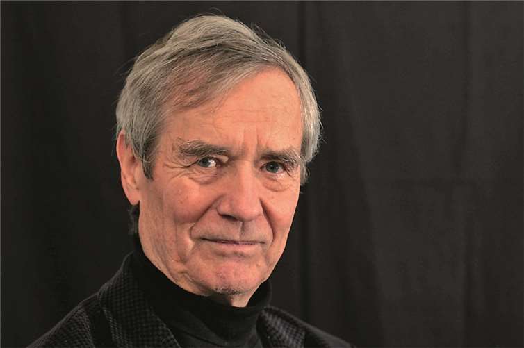 Professor Dr. Hermann Kurzke, Professor em. für Neuere deutsche Literaturgeschichte an der Johannes Gutenberg-Universität Mainz. Privat