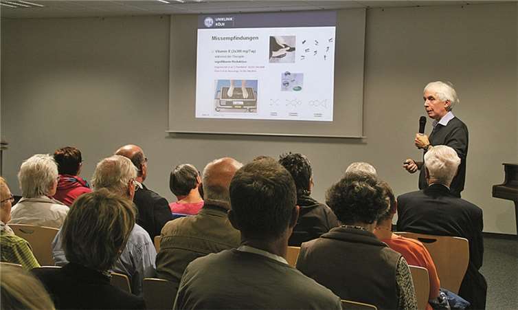 Professor Dr. Josef Beuth referierte im Kemperhof vor 160 Zuhörern. privat
