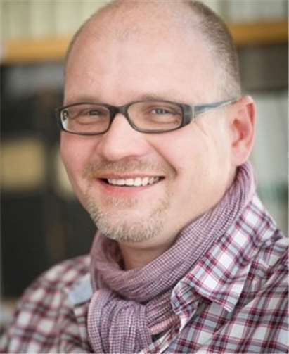 Professor Dr. Maximilian Weigend referiert in Sinzig. Foto: privat