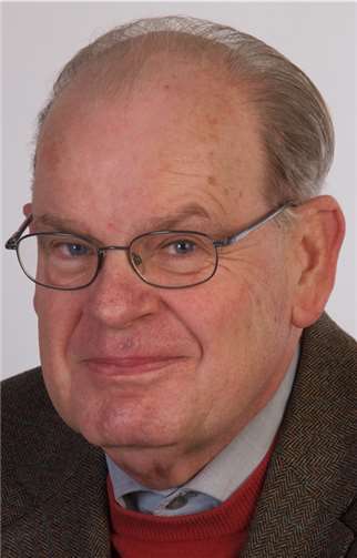 Professor Georg Schwedt. privat