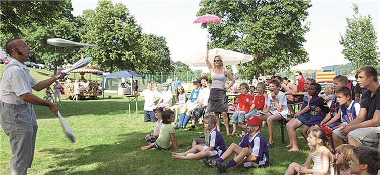 Profi-Clown Bille verspricht beste Unterhaltung.Privat