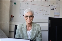 Projektleiterin Ingrid Bauschinger arbeitet seit über 30 Jahren bei dem Niederzi...