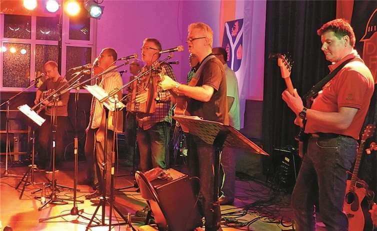 Publikum sowie Akteure waren von dem Abend begeistert.privat