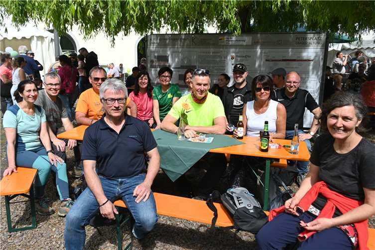 Pünktlich um 15 Uhr war die Wandergruppe um „Eifelfan“ Heinz Linz wieder zurück.