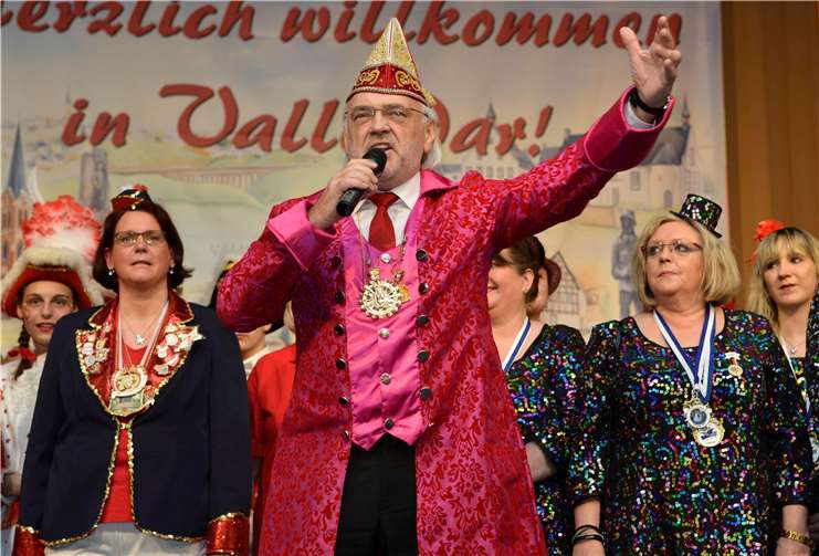 RKK Präsident Hans Mayer begrüßt die Gäste