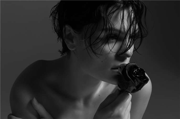 „R.O.S.E.“, das bedeutet bei Jessie J „Realizations, Obsessions, Sex, Empowerment“ und ist der Name eines ganz besonderen, persönlichen Werkes der Künstlerin. Veranstalter