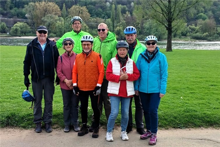 Radlerpause am Rhein