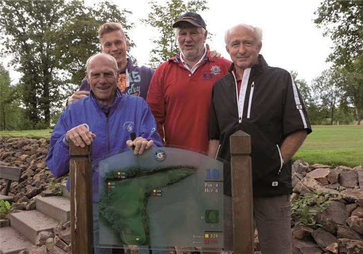 Radweltmeister Rudi Altig, Spitzengolfer Julian Graf, Hammerwerfer-Legende Edwin Klein und Olympiabronze-Gewinner Dr. Gerhard Wucherer (v.l.) waren unter anderem mit von der Partie beim „Olympioniken-Turnier“ des Golfclubs Bonn-Godesberg in Wachtberg.