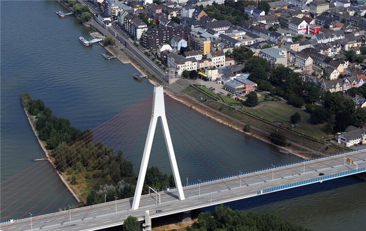 Raiffeisenbrücke in Neuwied. 