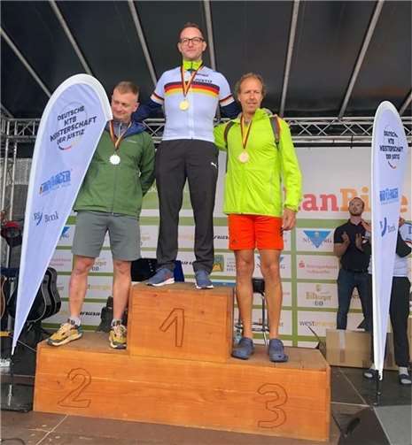 Ralf Berenhäuser auf dem Siegertreppchen. Foto: privat