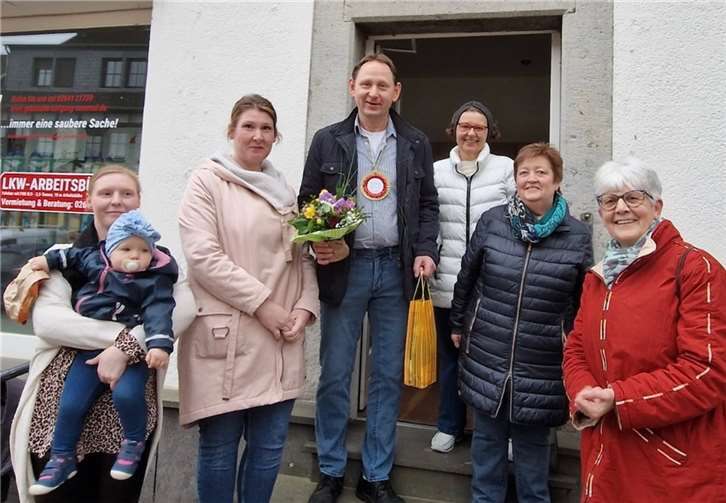 Ralf Effert und Mitarbeiterinnen der KÖB Sankt Mauritius.  Foto: privat