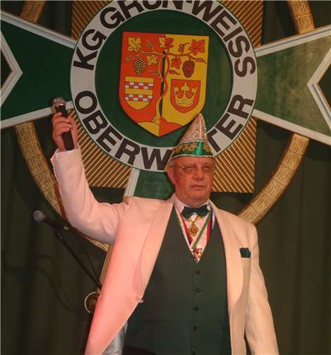 Ralf Otto, der 2013 mit der Silbernen Verdienstmedaille des RKK am Bande ausgezeichnet wurde, wurde zum Ehrenmitglied der KG Grün-Weiß Oberwinter ernannt.