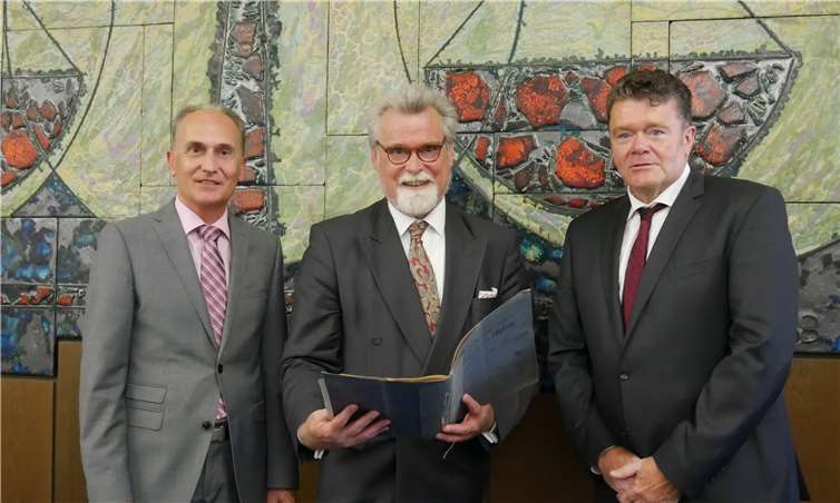 Ralf Tries, Justizminister Herbert Mertin und Peter Lambert (v. li.). Foto: GBA