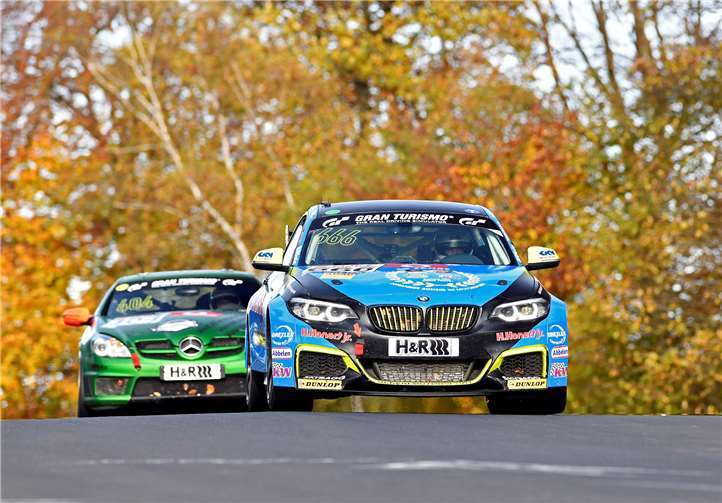 Rang 2 für den Eifelblitz vom Team Scheid Honert Motorsport beim VLN-Finale im BMW M240i Racing Cup.