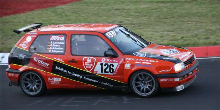 Raphael Klingmann aus Andernach-Kell war mit einem VW Golf 3 16V für das Racingteam Scharky am Start.