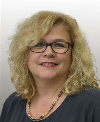 Raphaela Gehm steht den Andernacher Bürgerinnen und Bürgern in der FWG-Sprechstunde zur Verfügung. Foto: FWG Andernach e.V.